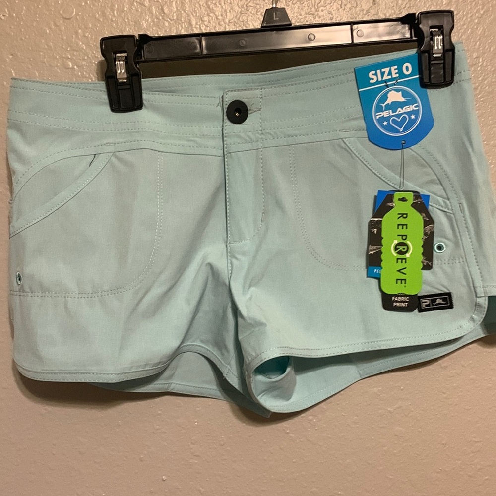 Women’s Pelagic Deep Sea Gyotaku shorts